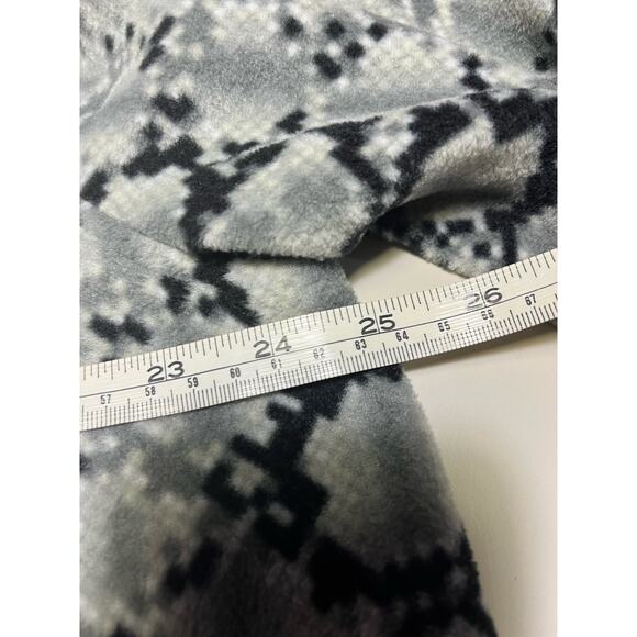 Simply‎ Southern XL Fleece Jacket Shacket Black Gray Snake Skin Button Shirt EUC - Picture 6 of 8